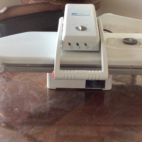 Steamfast Other - Steam Press Iron